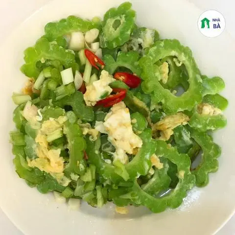 Hình ảnh Phần khổ qua xào trứng