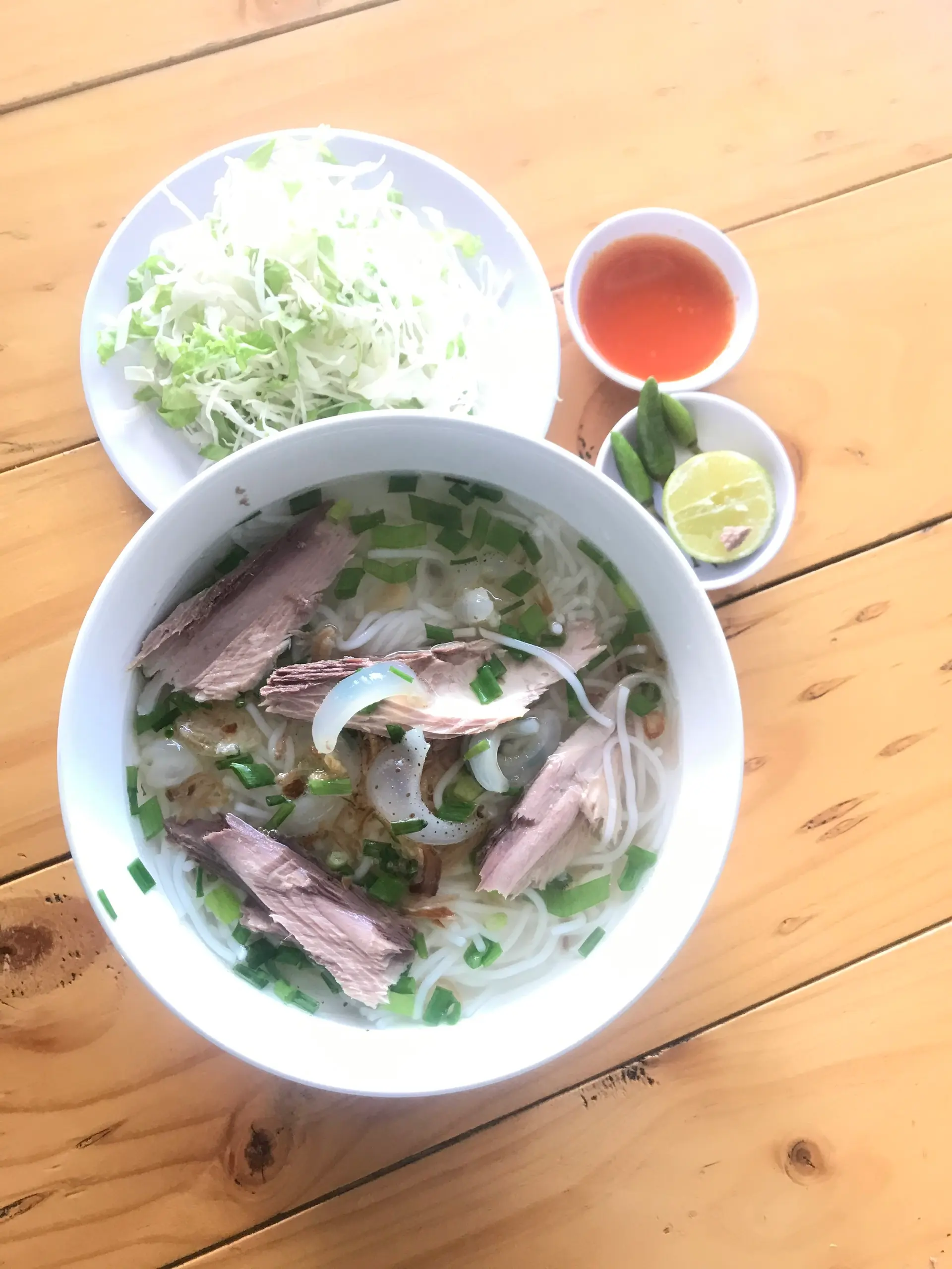 Hình ảnh Bún sứa + cá dằm