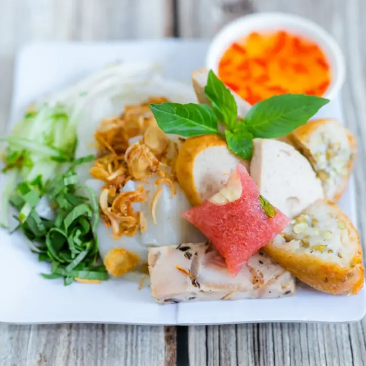 Hình ảnh Cơmbo  2 Bánh Ướt Đặc Biệt Tặng 1 Nước Suối lạnh 