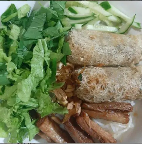 Hình ảnh Bún chả giò thịt nướng