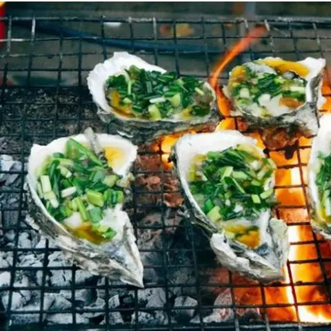 Hình ảnh Hàu nướng mỡ hành