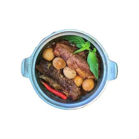 Hình ảnh Cơm Sườn Chìa Kho Trứng Cút 