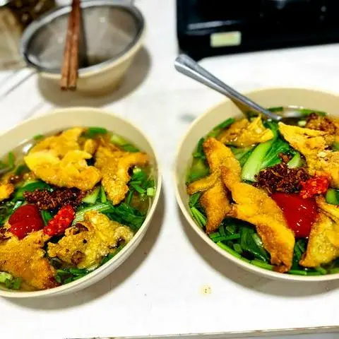 Hình ảnh Mì hoành thánh chiên