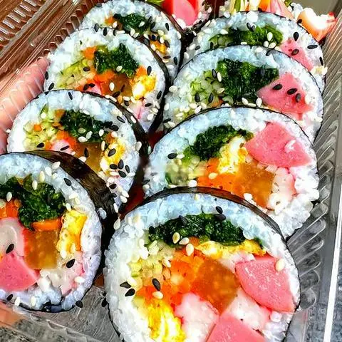 Hình ảnh Kimbap thập cẩm