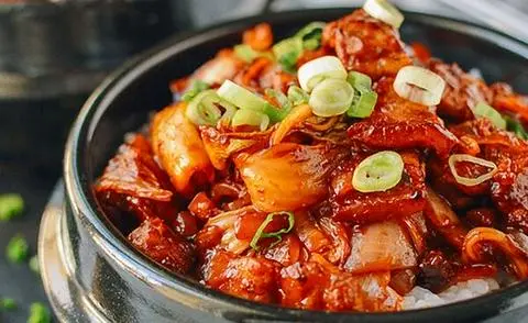 Hình ảnh CB02 - Cơm Thịt Bò Xào Teriyaki & Kim Chi