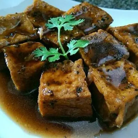 Hình ảnh Đậu hũ kho nấm