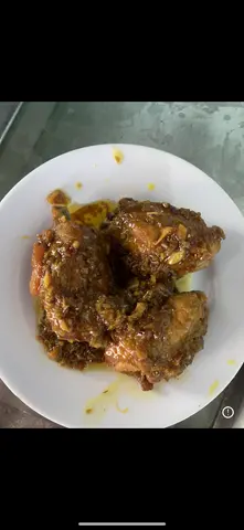 Hình ảnh  Cơm ức gà chiên Rôti