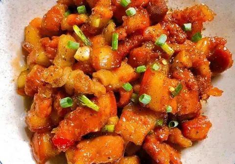 Hình ảnh Cơm thịt kho tiêu