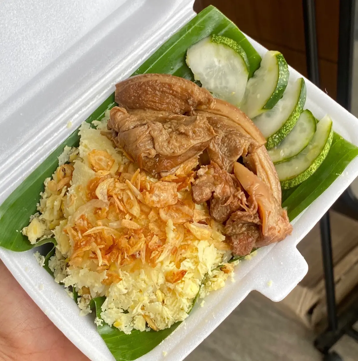 Hình ảnh Xôi trắng thịt kho tàu