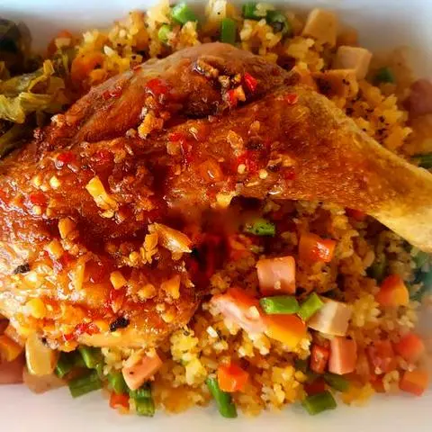 Hình ảnh Dương châu gà xối mỡ
