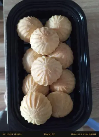Hình ảnh Bánh su kem nhà làm. set 10 cái