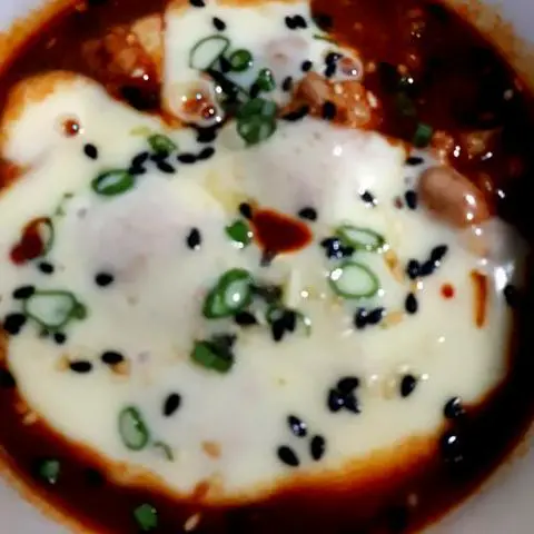 Hình ảnh Heo Tok Phomak Sốt Cay Nhỏ