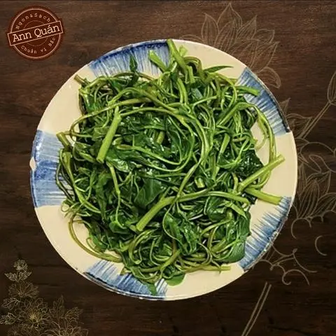 Hình ảnh Rau muống luộc + Nước dầm sấu