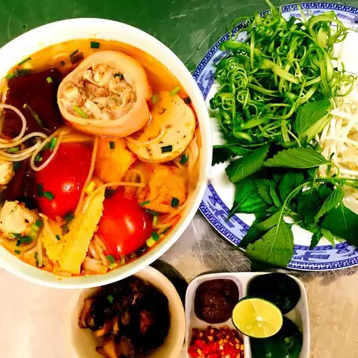 Hình ảnh Bún riêu đặc biệt