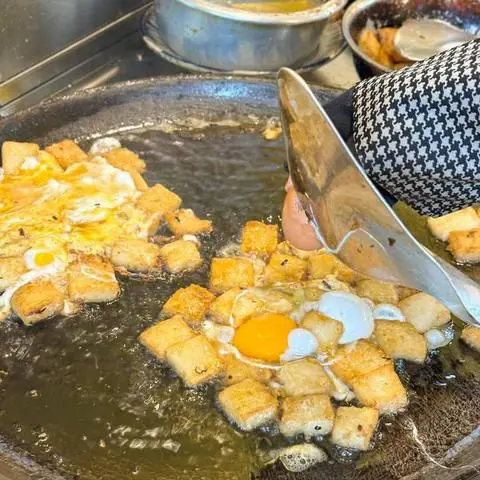 Hình ảnh bột chiên 2 trứng 