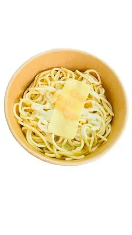 Hình ảnh Mì Ý sốt kem phomai + ly coca