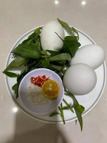 Hình ảnh Compo 5 Hột Vịt Lộn Luộc Nước Dừa