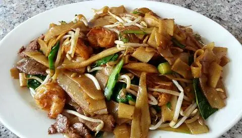 Hình ảnh Hủ tiếu xào xì dầu