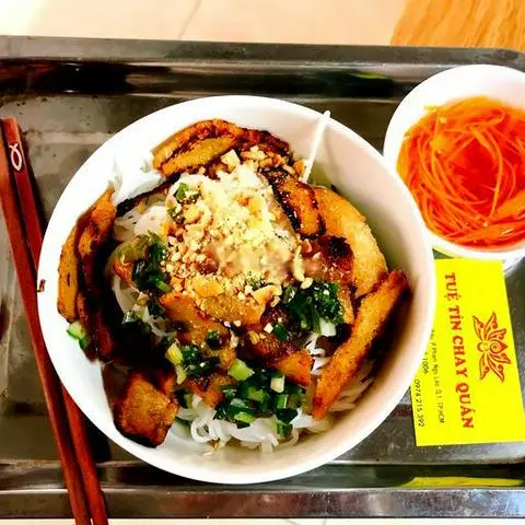 Hình ảnh Bún thịt nướng chay