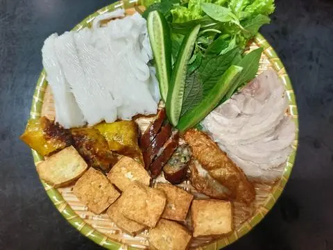 Hình ảnh Bún đậu thập cẩm