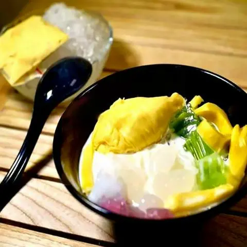Hình ảnh Sầu riêng dầm