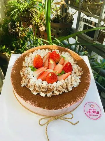 Hình ảnh Bánh Kem Tiramisu dâu tây 07