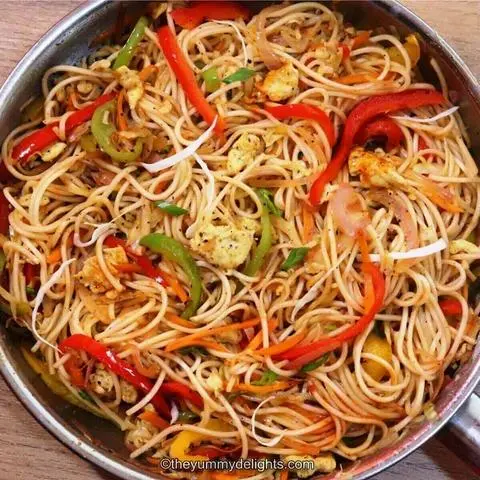 Hình ảnh EGG HAKKA NOODLE 