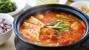 Hình ảnh Canh kim chi chike + cơm