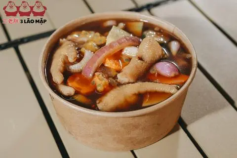 Hình ảnh 鸡爪有骨一斤-Chân gà có xương chanh dây mỹ nữ phần 500g