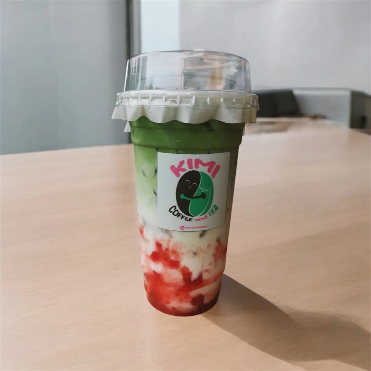 Hình ảnh Matcha latte sữa dâu 700ml