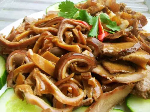 Hình ảnh phá lấu ăn thêm 