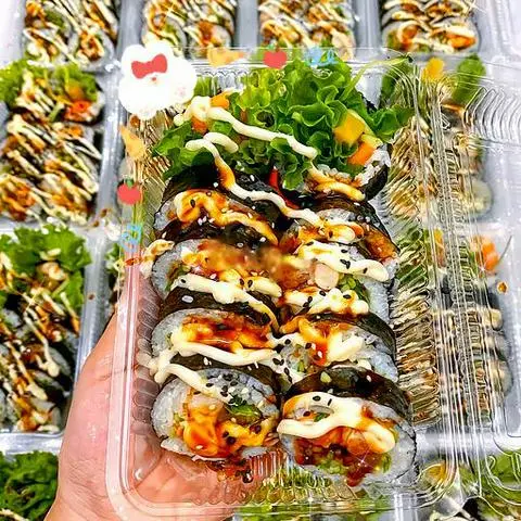 Hình ảnh Kimbap tôm sốt teriyaki