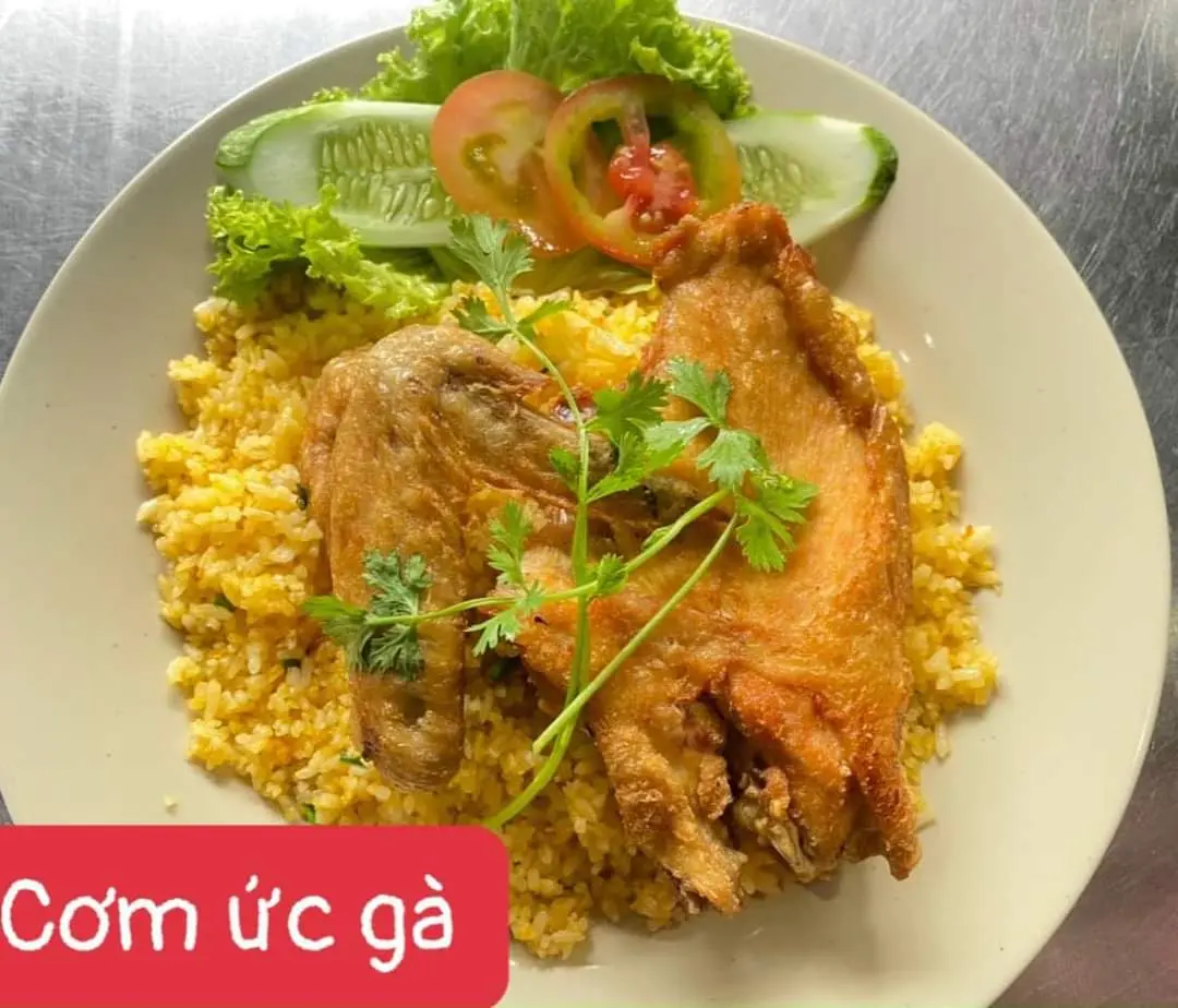 Hình ảnh Cơm gà xối mỡ 