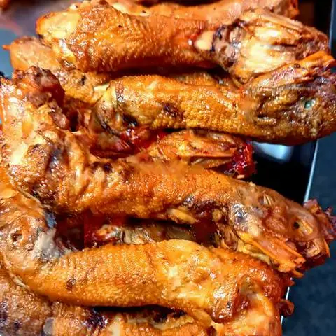 Hình ảnh Đầu gà 1 cái