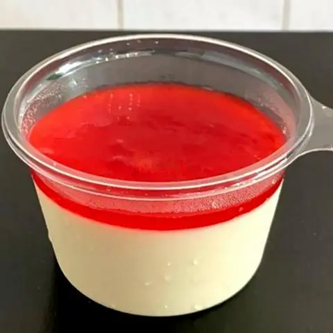 Hình ảnh Panna cotta vị dâu tây