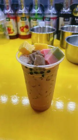 Hình ảnh Trà sữa kiwi full topping