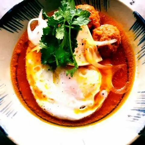 Hình ảnh Bánh mì xíu mại + phômai + ốpla(đóng hộp)
