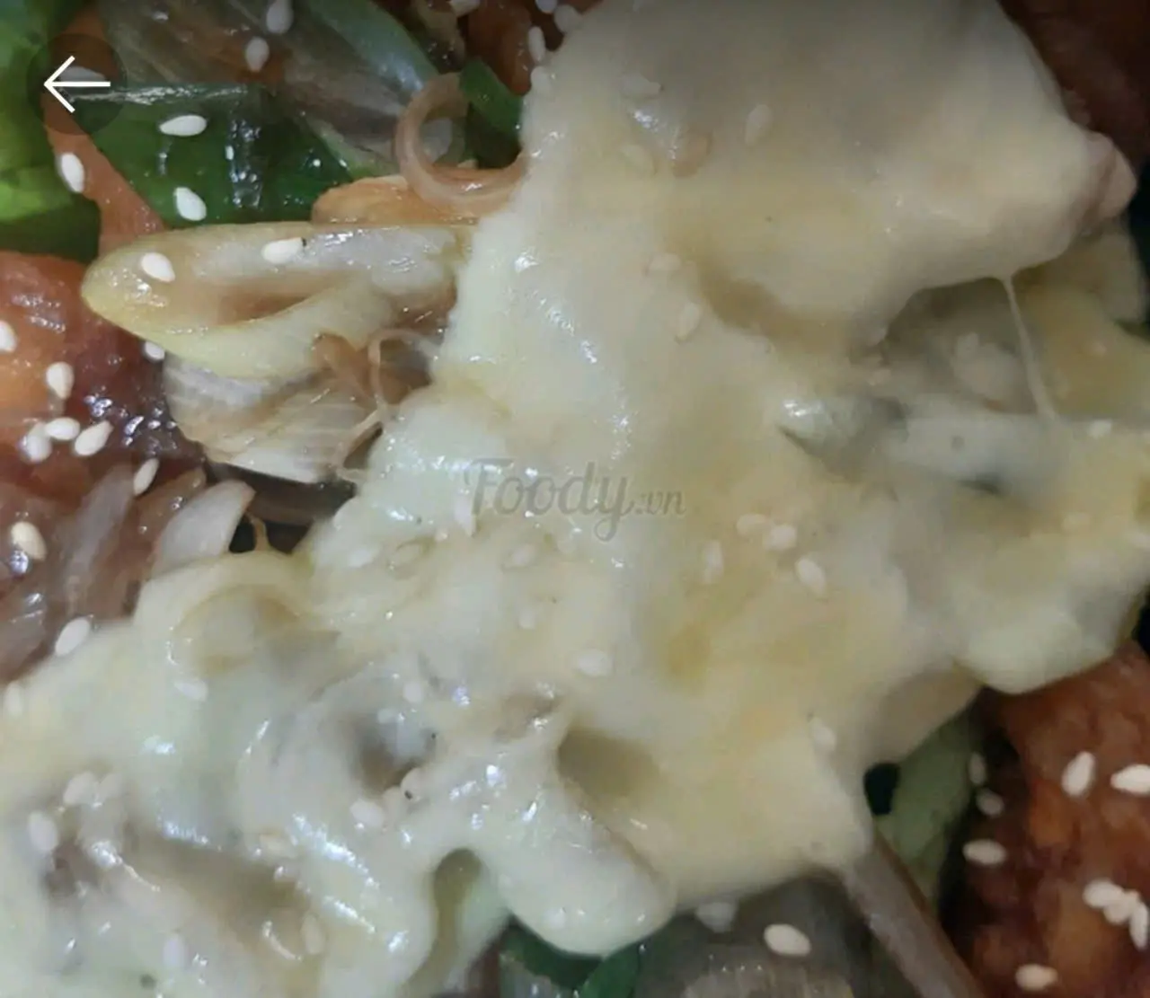 Hình ảnh Gà sốt gia vị phủ phô mai mozzarella