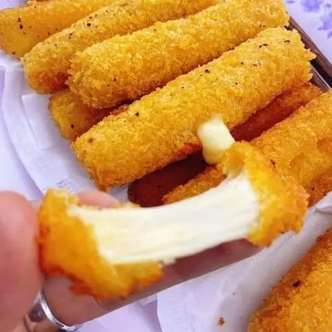 Hình ảnh Phô mai que (2 que )