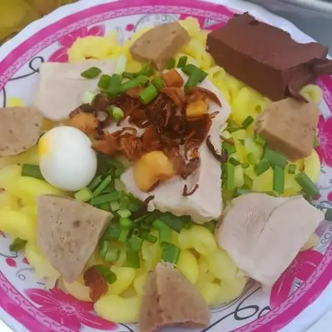 Hình ảnh Nui thịt - bò viên