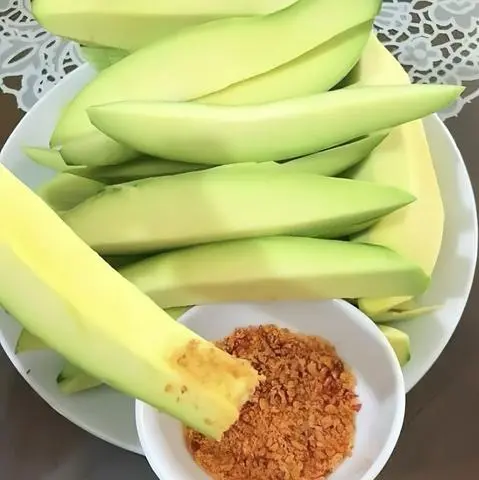 Hình ảnh Xoài sống chấm muối Tây Ninh