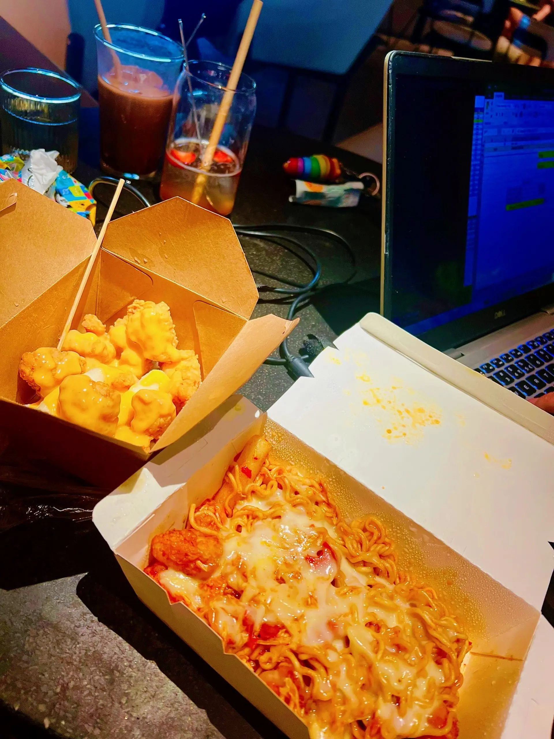 Hình ảnh Popcorn hoàng kim cay