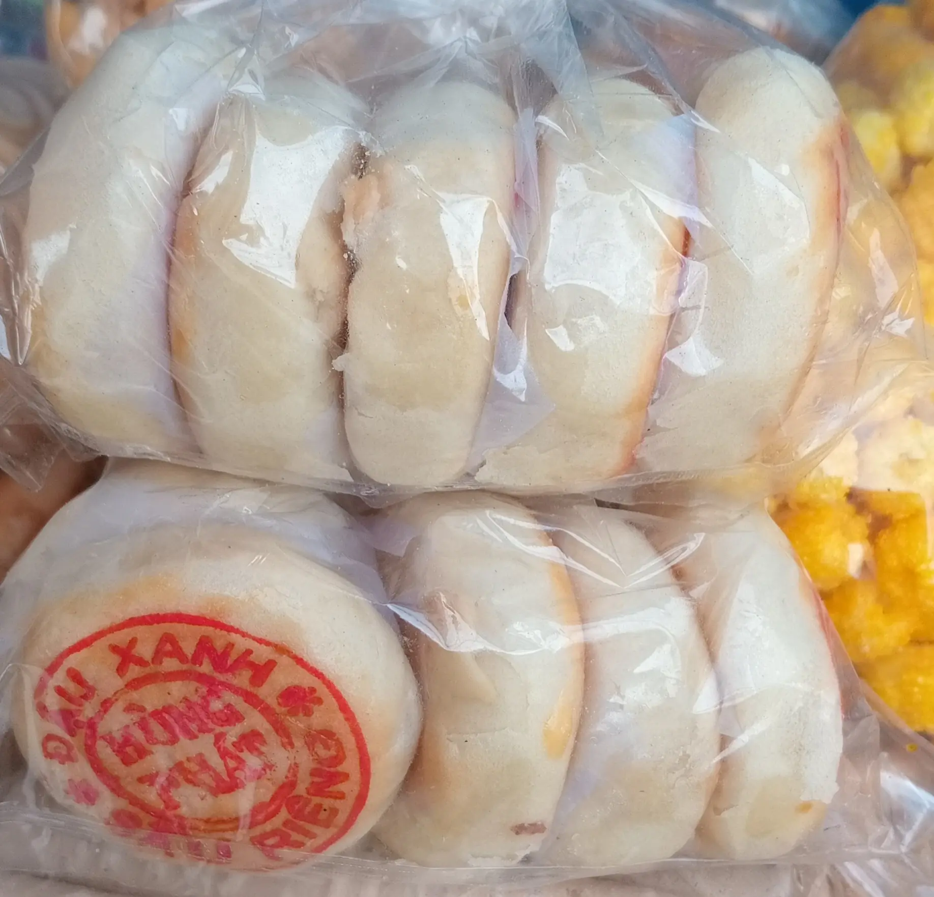 Hình ảnh bánh pía (10 bánh)