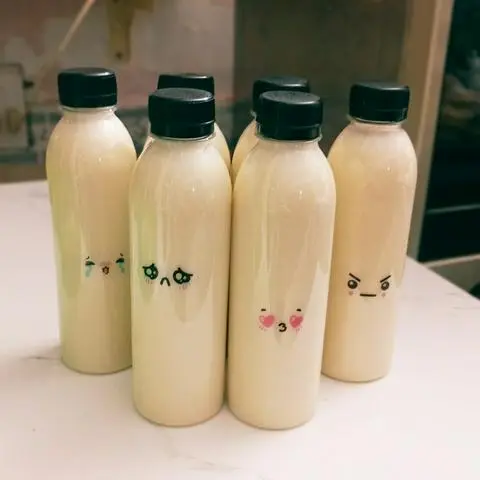 Hình ảnh Sữa đậu nành chai 330ml