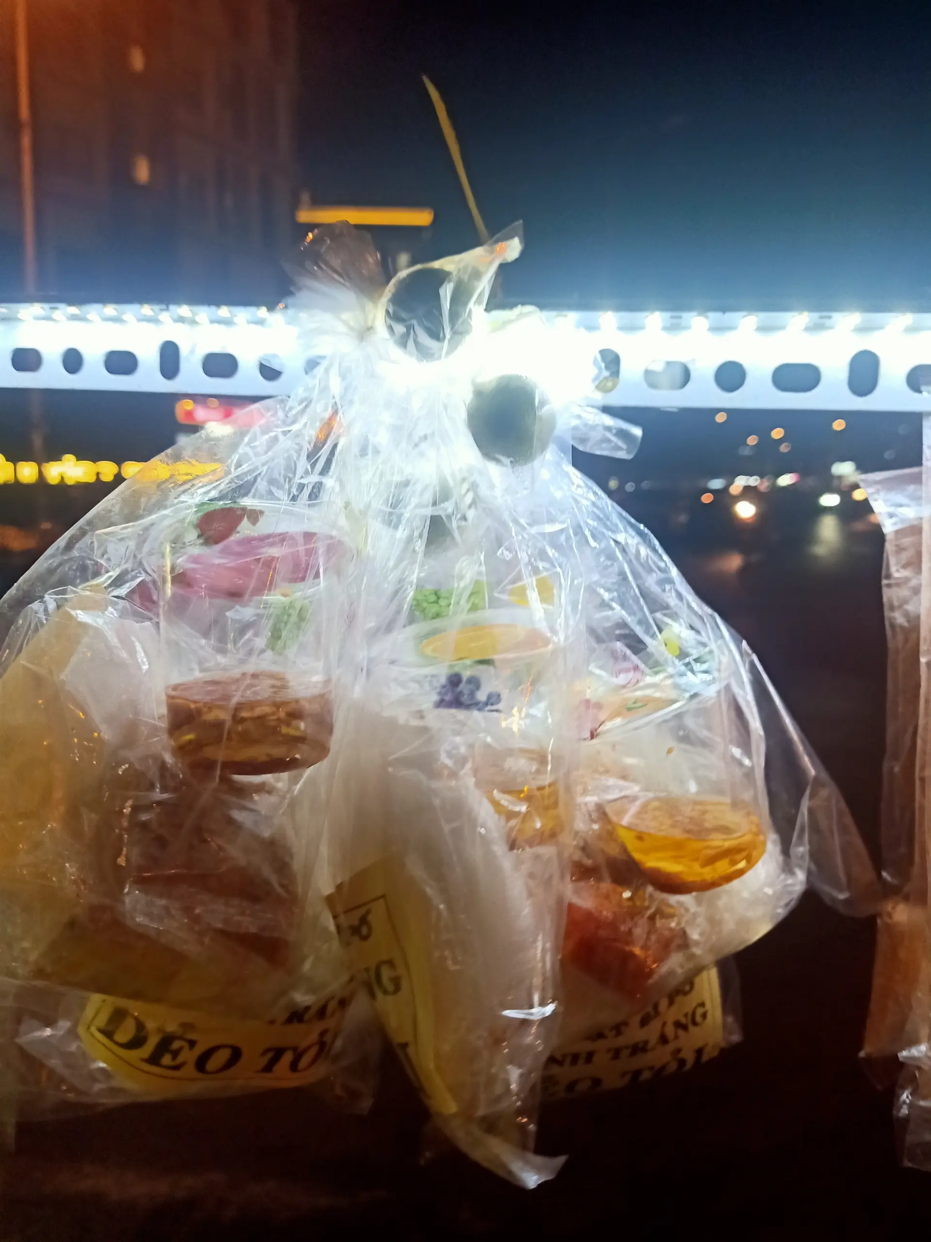 Hình ảnh bánh tráng dẻo tỏi