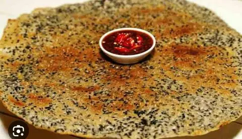 Hình ảnh bánh đa chấm mắm ruốc 