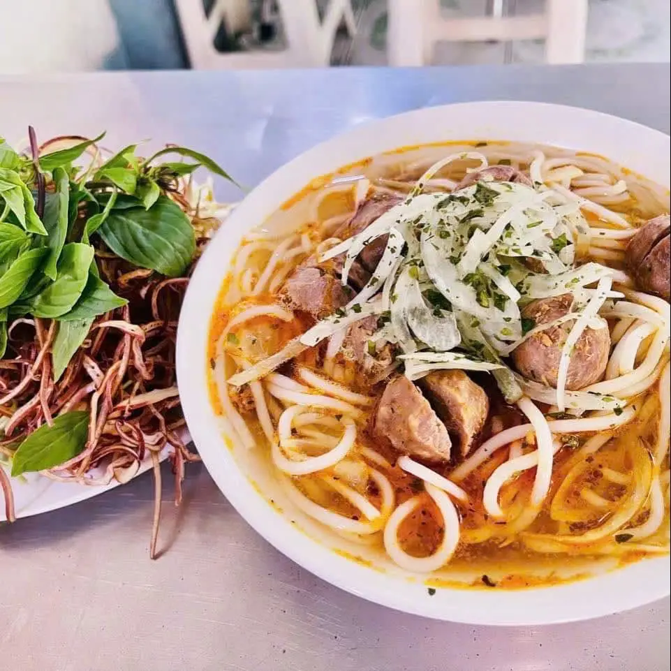 Hình ảnh Bún bò viên
