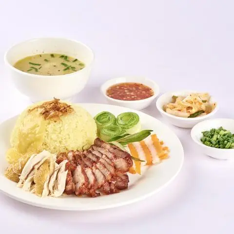 Hình ảnh Cơm gà ta xé - xá xíu