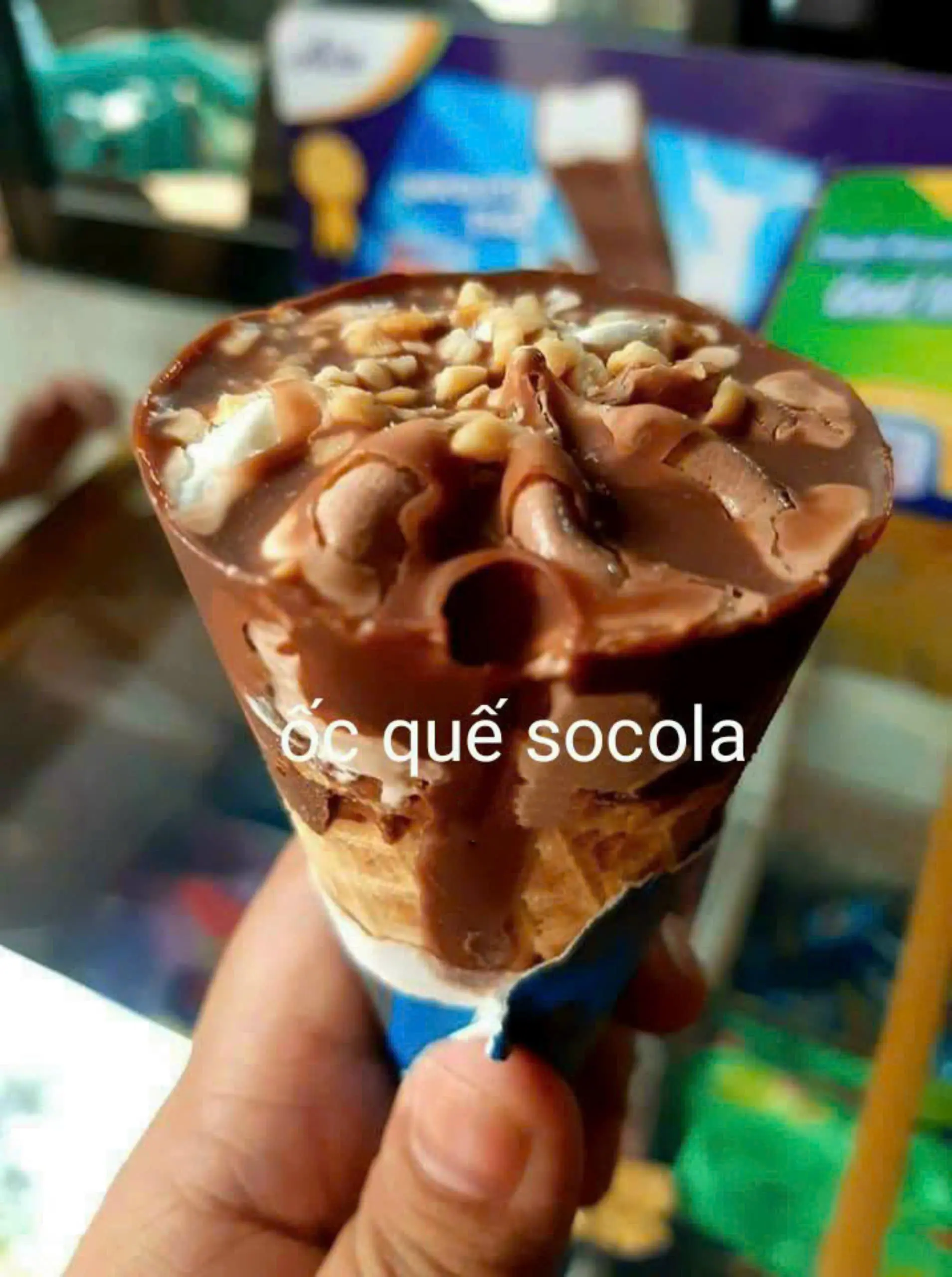 Hình ảnh Kem ốc quế socola ( 1 cây )
