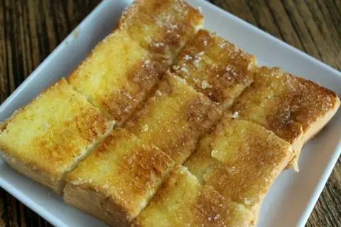 Hình ảnh sandwich nướng bơ sữa